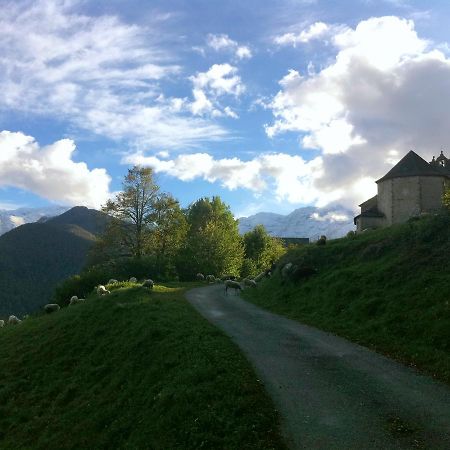 Au Detour Du Larrech Acomodação com café da manhã Castillon-en-Couserans Exterior foto